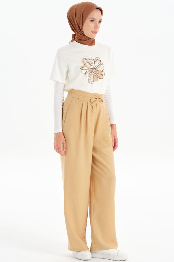 Waist Pleated Detail Wide Leg Trousers - Beige