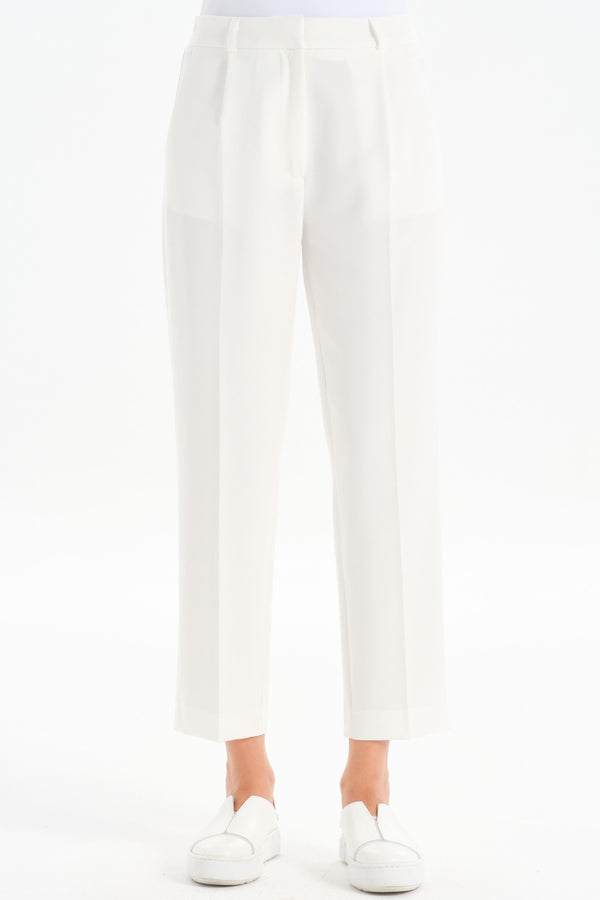 Single Pleat Basic Trousers - Ecru